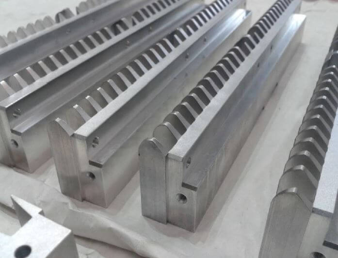 Extruded aluminium heatsink profiles