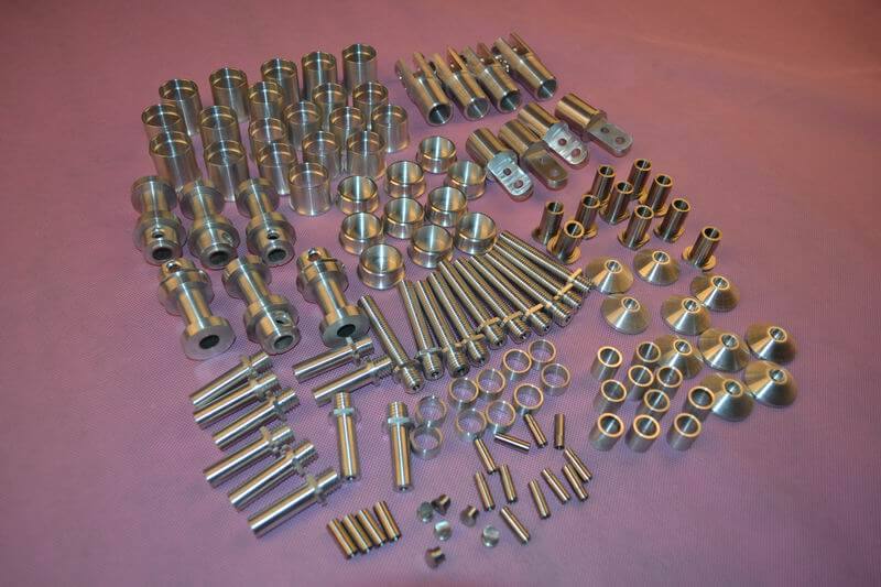 3 axis and 5 axis CNC milling of precision parts